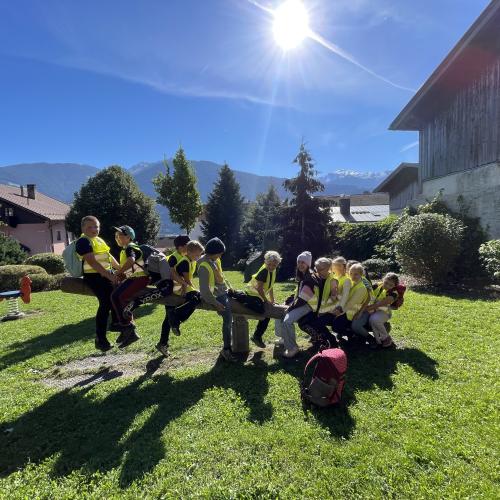 Kinder beim Ausflug