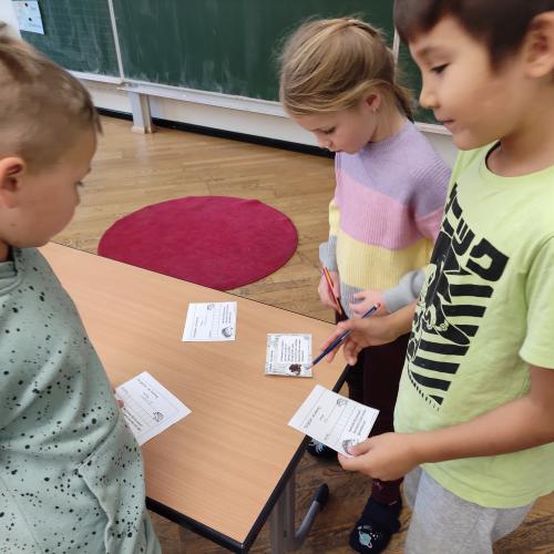 Kinder in der Klasse