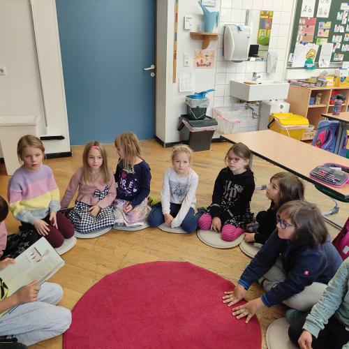 Kinder in der Klasse
