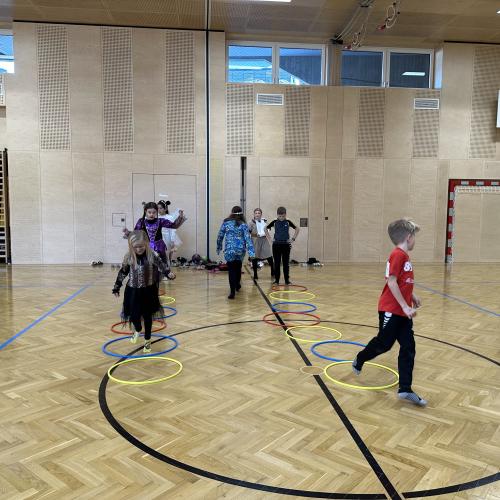 Faschingsfeier mit Kindern