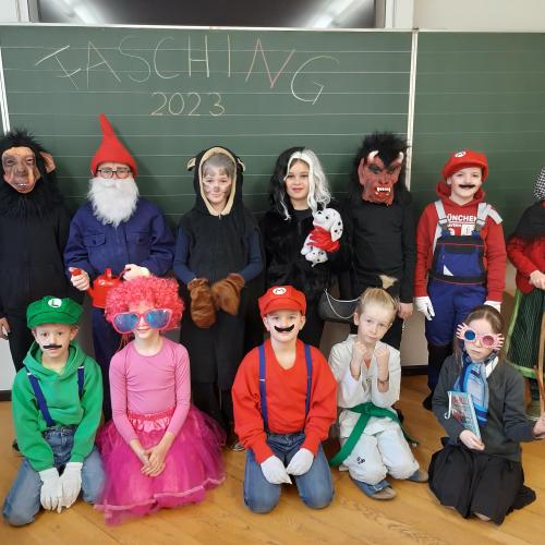 Faschingsfeier mit Kindern