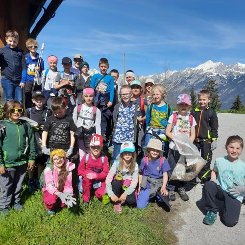 Kinder im Freien