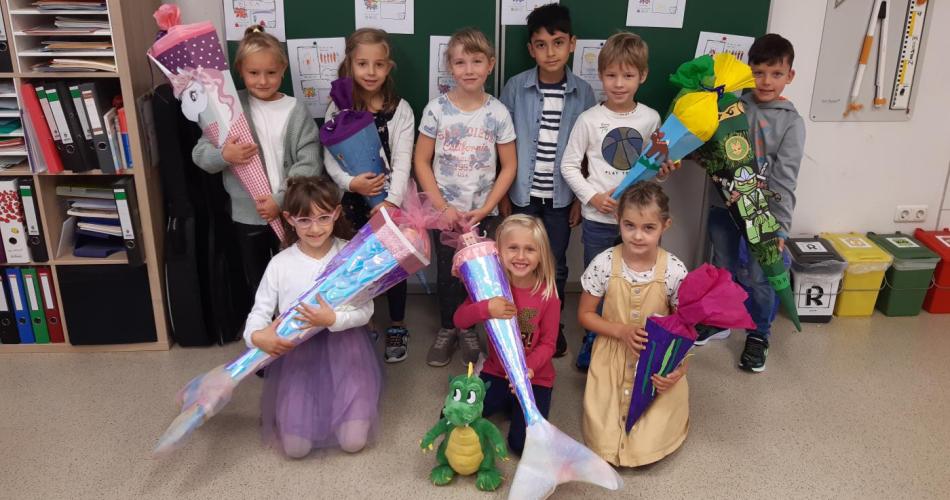 Erste Klasse Kinder