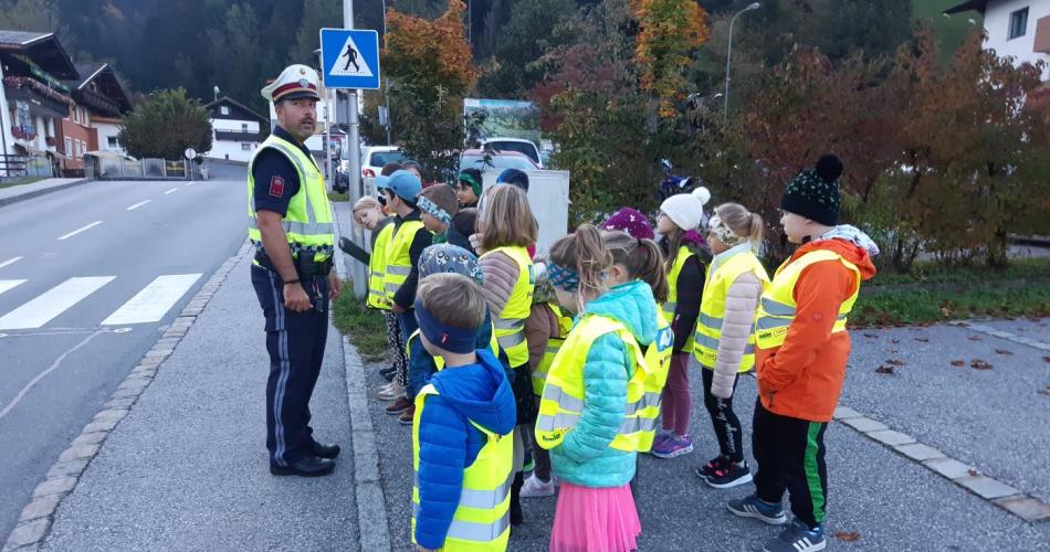 Kinder auf der Straße